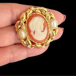 Avon Gold and Cream Cameo Brooch